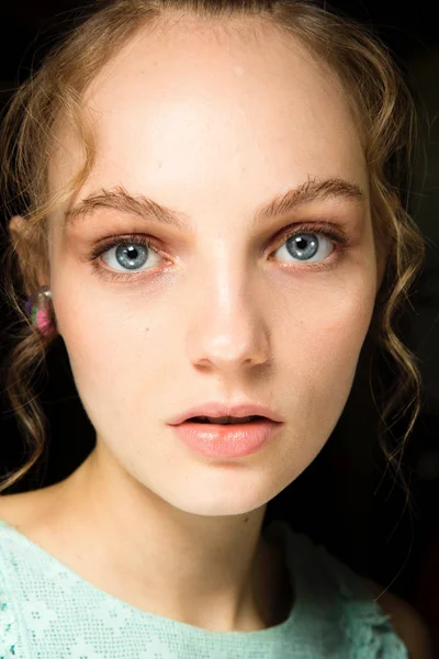 Look 12